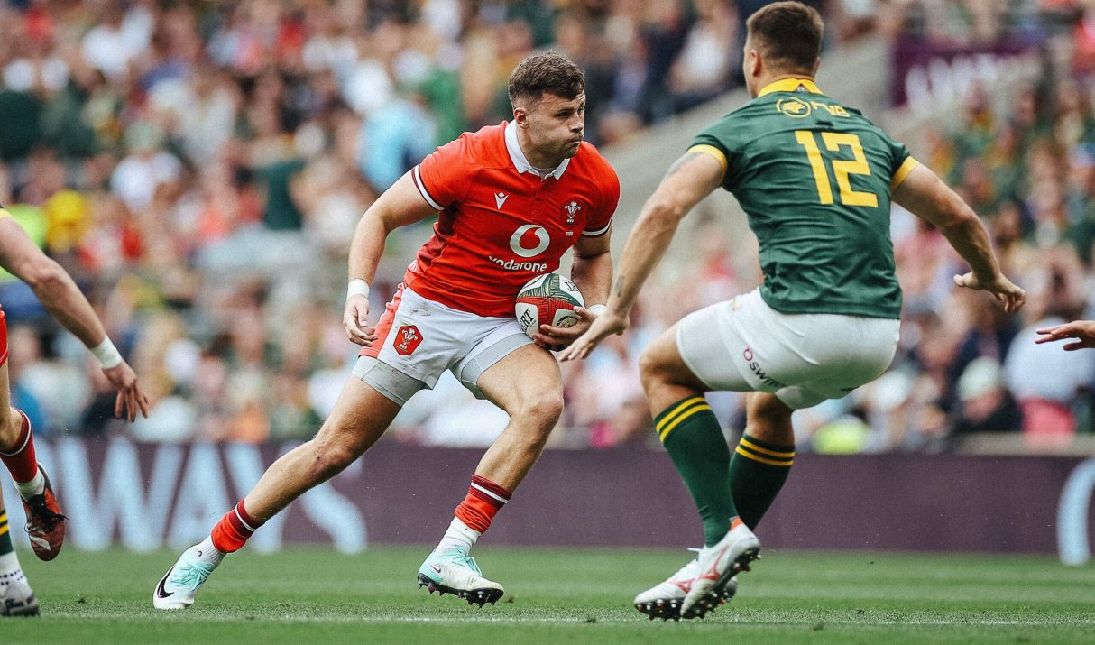 Erasmus On The Series: The Pressure Is On Ireland