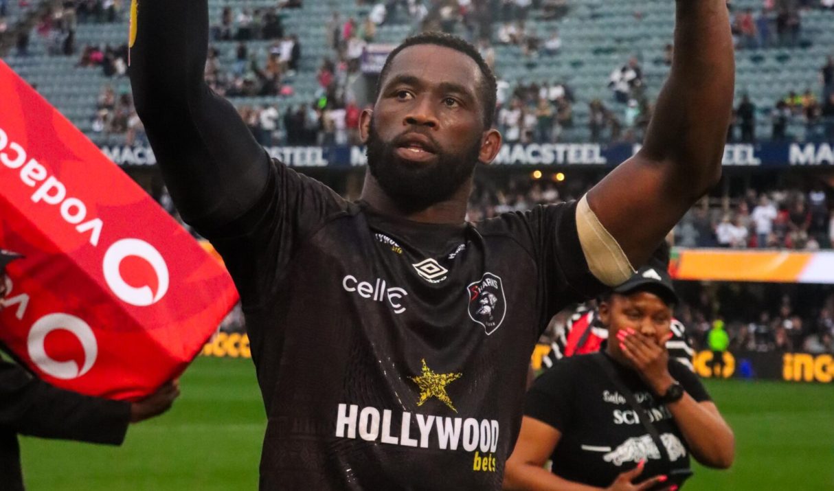 “It Hurts Us”: Kolisi Pens Emotional Farewell To Durban Fans After ‘Tough’ Sharks Stint
