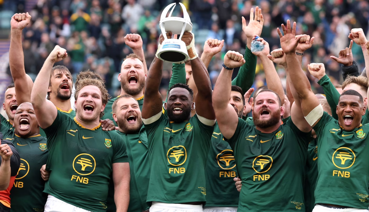 Siya Kolisi lifting Rugby Championship