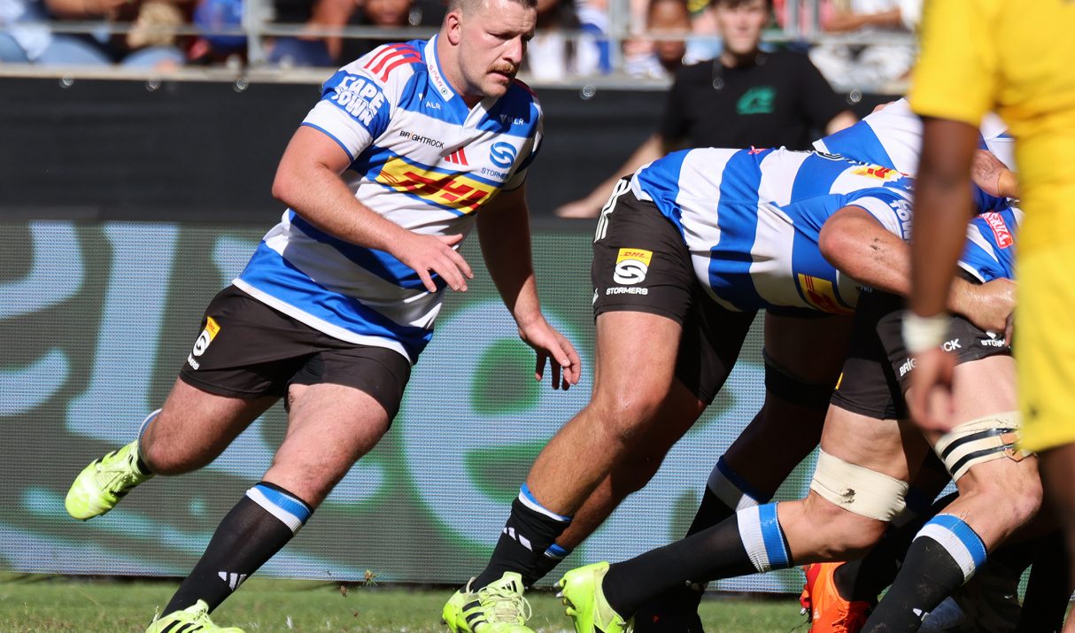 Venter Joins Dobbo And Sacha To Commit With Stormers