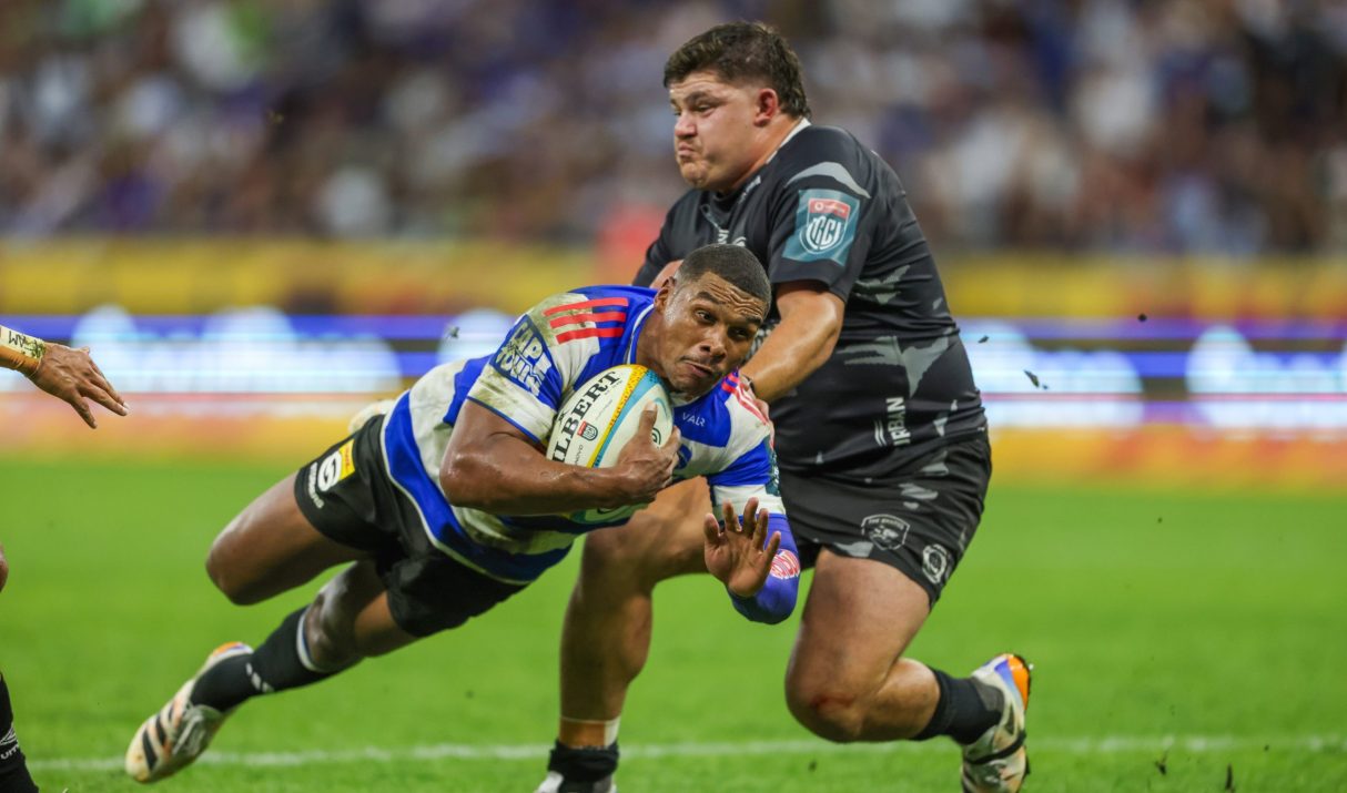 Is The Wing Wasting Him? The Great Willemse Debate Heats Up As Stormers Face Log-Leaders