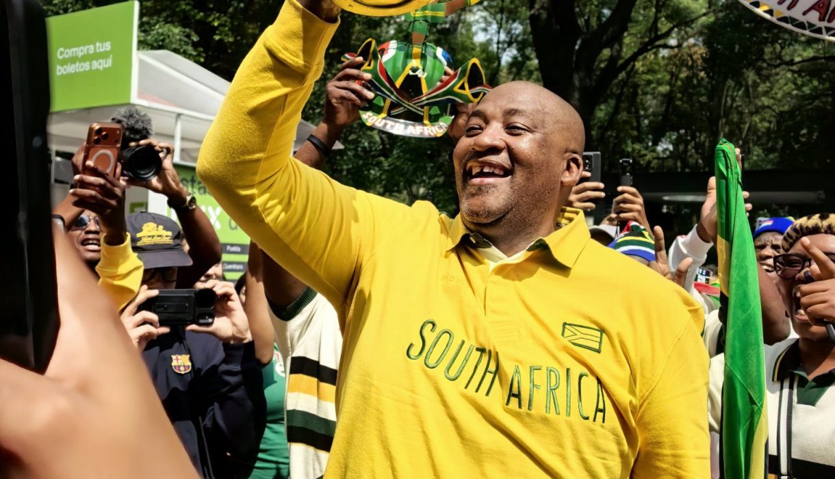 Gayton McKenzie hoisting WC replica