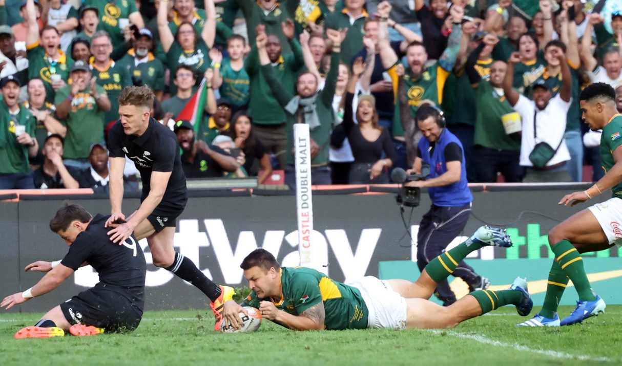 All Blacks Defeat Springboks In Greatest Rivalry Series Opener At Ellis Park