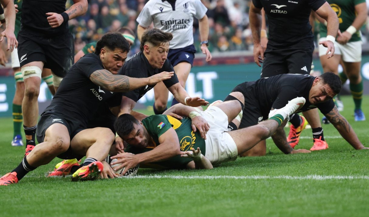 Rassie’s Late Front-Row Gamble Pays Off As Kolbe Boot Downs All Blacks To Level The Series